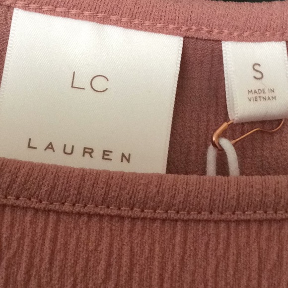 Blouse - Picture 2 of 3